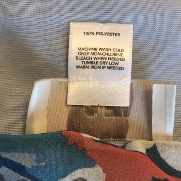 LOFT sleeveless ruffle blouse - Picture 3 of 8